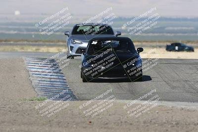 media/Sep-15-2024-Speed Ventures (Sun) [[7a54f7ed2f]]/Yellow Group/Session 1 (Outside Grapevine)/